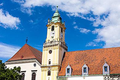 科幻新游《多重人生》获M站86分好评 凡事还得靠自己